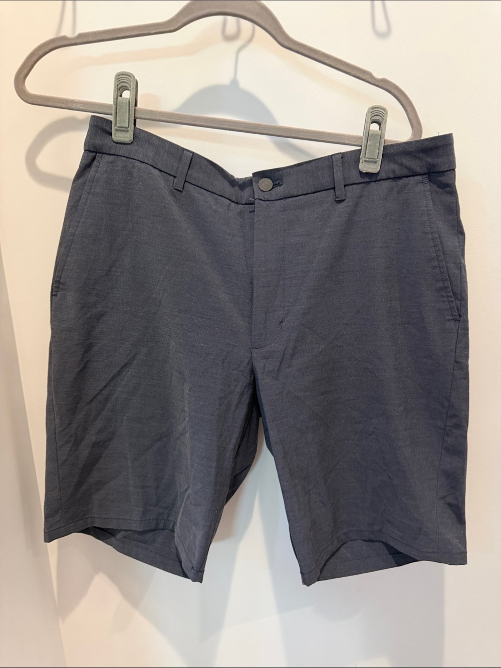 johnnie-O Slate Navy Flat Front Performance Shorts